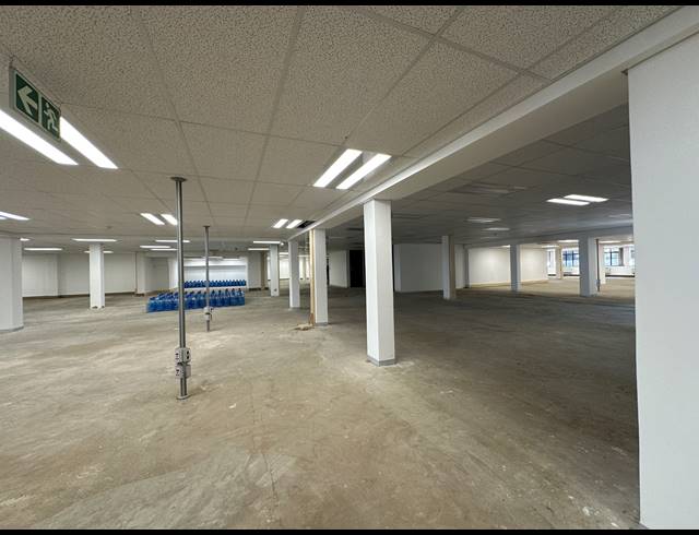 1,731M² OFFICE TO LET IN SANDTON CENTRAL
